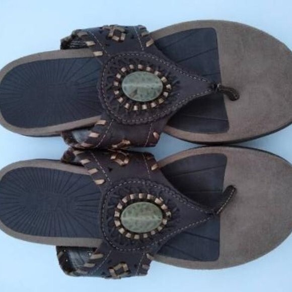 Array Moki Medallion Leather Thong Sandal Brown Women's sz 6.5 - Picture 1 of 7